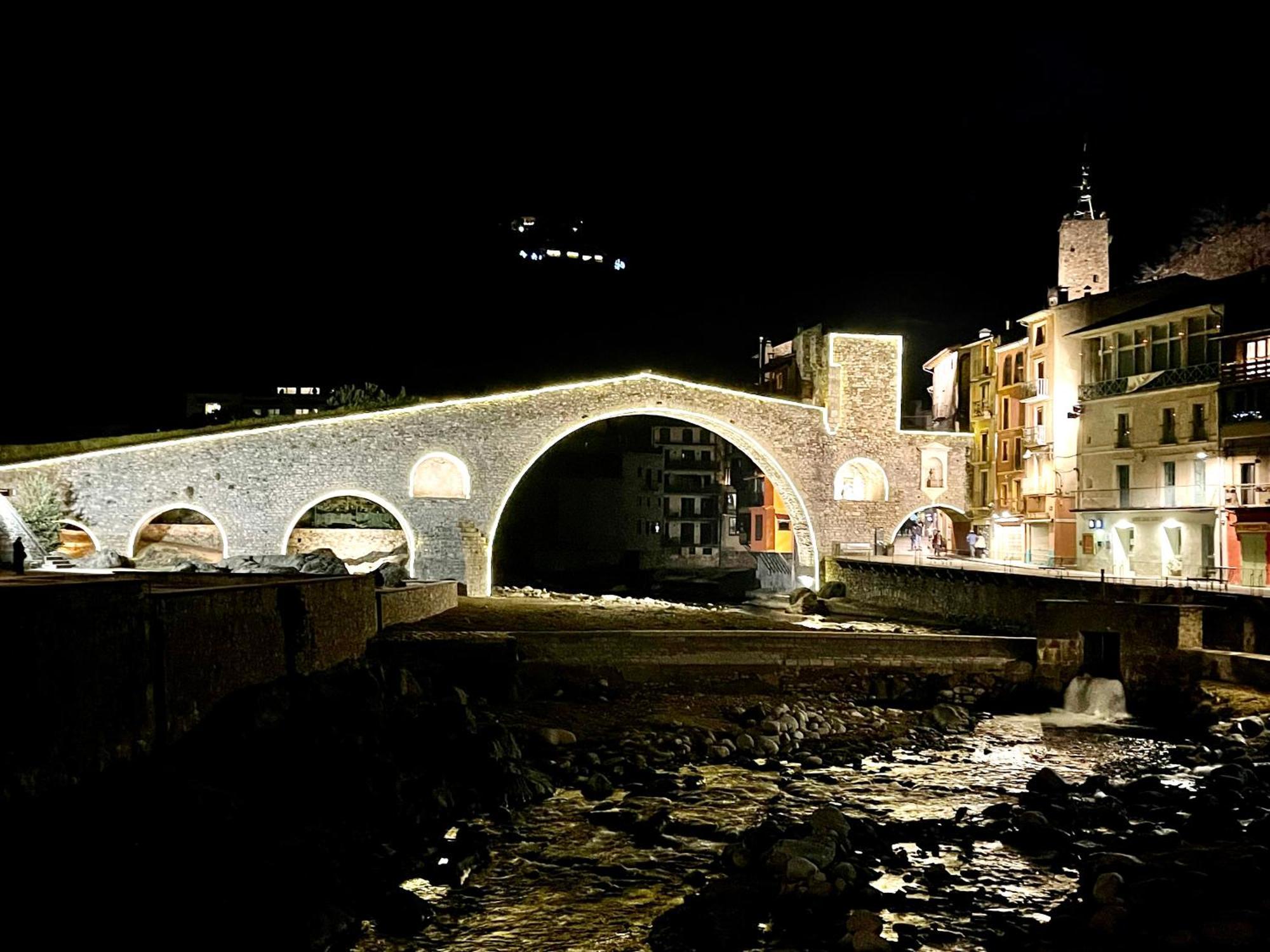 Apartamento Colgante Al Rio Con Vistas Al Puente Camprodon Esterno foto
